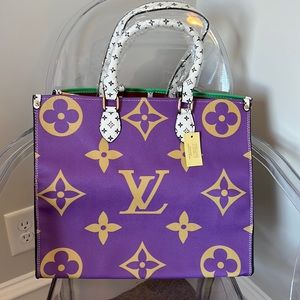 Brand new faux Louis Vuitton purse and duster bag